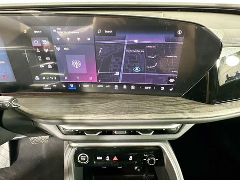 New 2025 Audi Q5 Premium Plus image 13