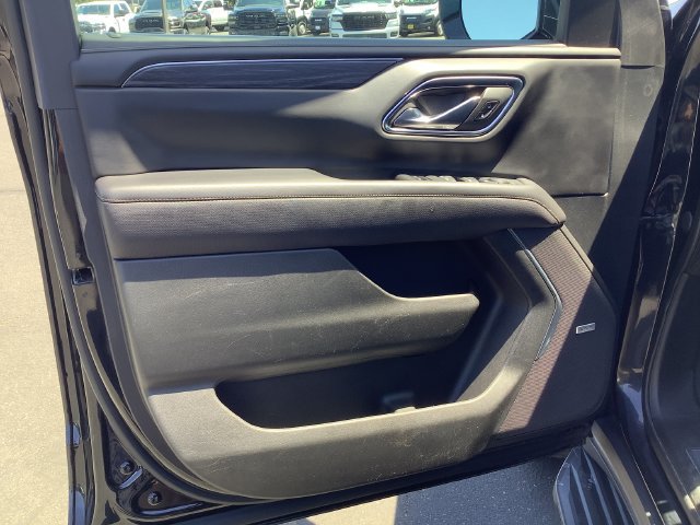 Used 2023 GMC Yukon SLT AWD/4WD image 9