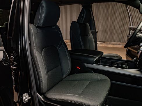 Used 2025 RAM 1500 Big Horn image 28