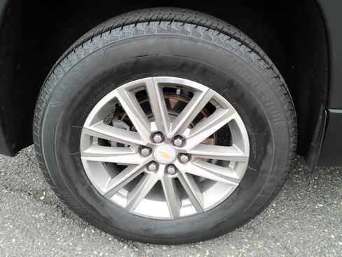 Certified 2023 Chevrolet Traverse LT w/ LPO, Floor Liner Package AWD/4WD image 31