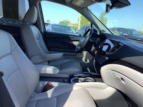 Used 2021 Honda Pilot Touring image 30