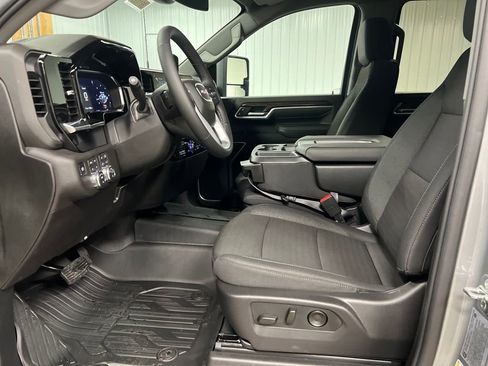 New 2026 GMC Sierra 2500 SLE w/ SLE Value Package; image 12