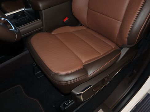 New 2025 Ford F350 King Ranch w/ Chrome Package image 36