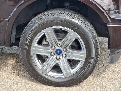 Certified 2019 Ford F150 XLT w/ Equipment Group 302A Luxury AWD/4WD image 8