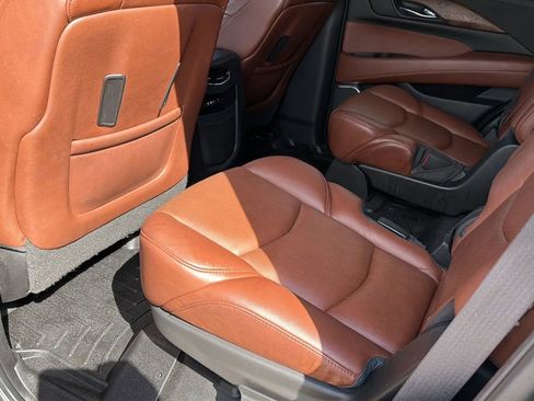 Used 2016 Cadillac Escalade Premium AWD/4WD image 37