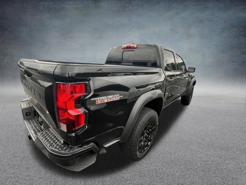 Used 2023 Chevrolet Colorado Trail Boss w/ Advanced Trailering Package AWD/4WD image 6