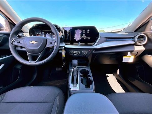 New 2026 Chevrolet Trax LS FWD image 11