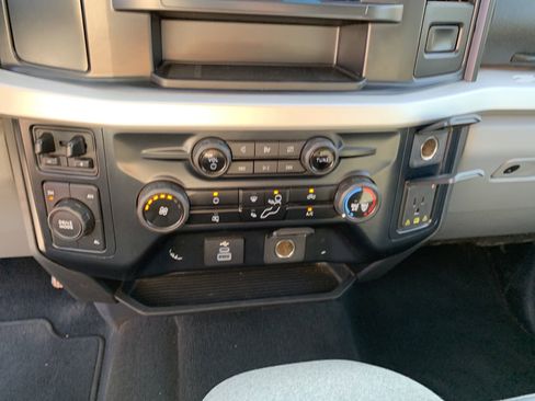Used 2023 Ford F250 XLT image 27