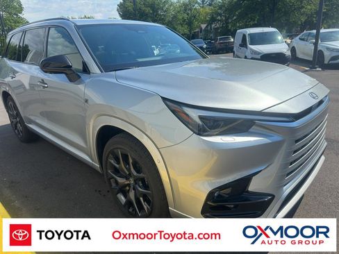 Used 2026 Lexus TX 500h AWD w/ Technology Package image 1