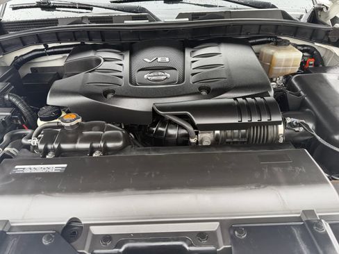 Used 2019 Nissan Armada SL w/ Premium Package image 8