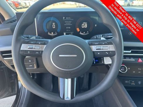 Used 2025 Hyundai Sonata SEL image 15