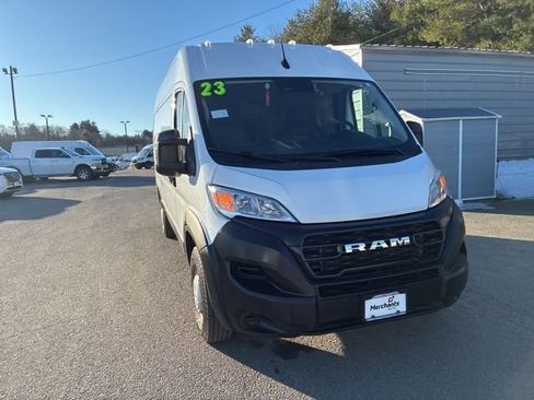 Used 2023 RAM ProMaster 2500 FWD image 3