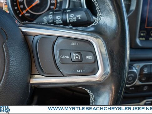 Certified 2022 Jeep Wrangler Unlimited Sahara w/ Cold Weather Group image 27