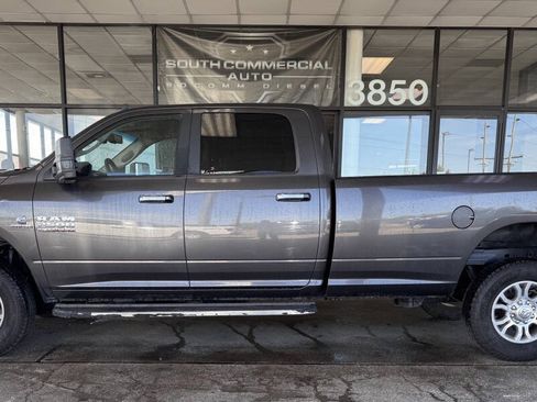 Used 2017 RAM 2500 Big Horn AWD/4WD image 2