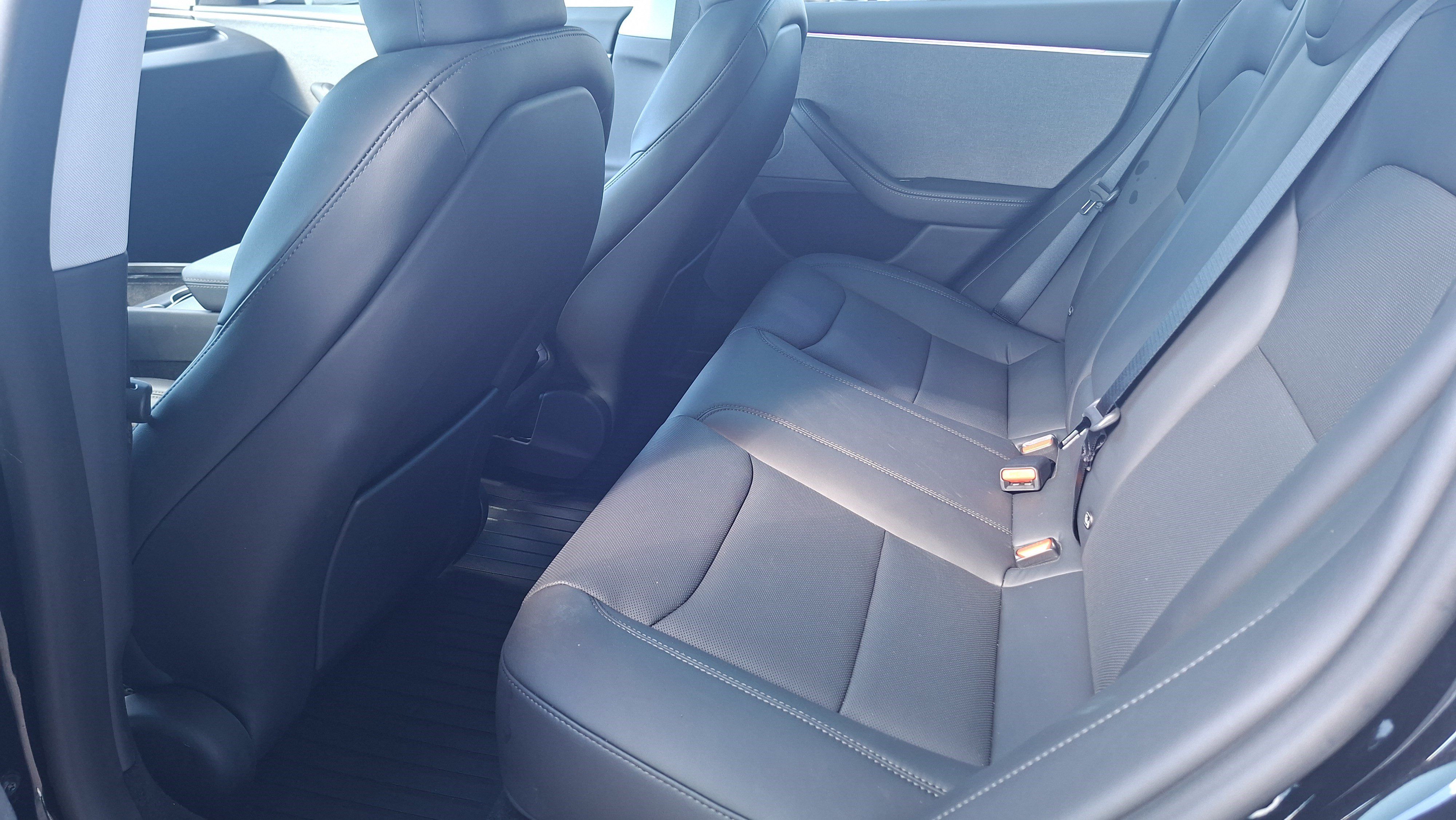 Used 2025 Tesla Model 3 Long Range RWD image 21