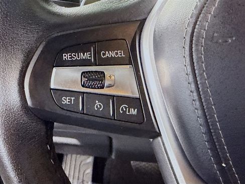 Used 2022 BMW X6 xDrive40i w/ Premium Package image 14