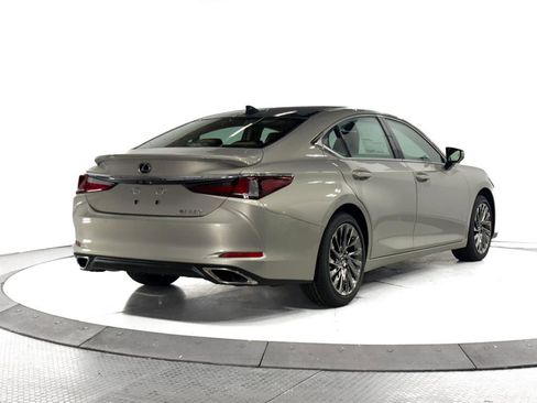 New 2025 Lexus ES 350 Ultra Luxury image 12