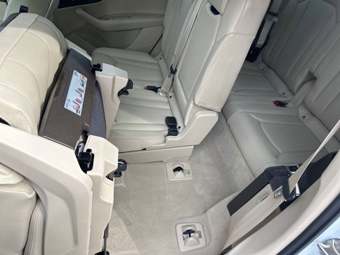 Used 2018 Audi Q7 3.0T Prestige image 35