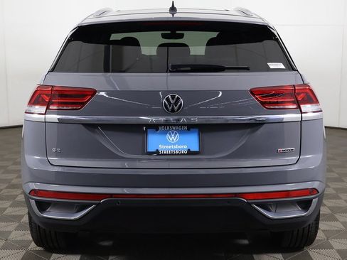 Used 2021 Volkswagen Atlas Cross Sport SE w/ Panoramic Sunroof Package AWD/4WD image 12