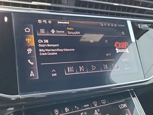 New 2025 Audi Q7 3.0T Prestige image 25