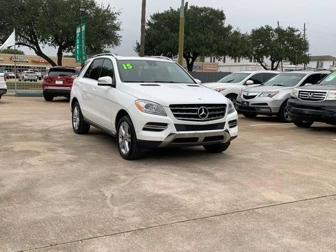 Used 2015 Mercedes-Benz ML 350 4MATIC image 3