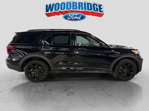 Used 2023 Ford Explorer ST-Line w/ Class IV Trailer Tow Package image 3