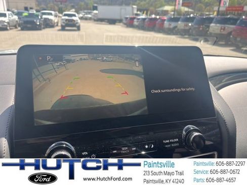 Used 2023 Nissan Armada SV w/ Cargo Package AWD/4WD image 31