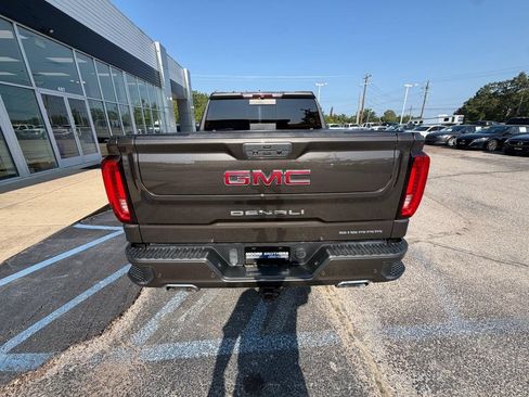 Used 2019 GMC Sierra 1500 Denali w/ Denali Ultimate Package AWD/4WD image 7