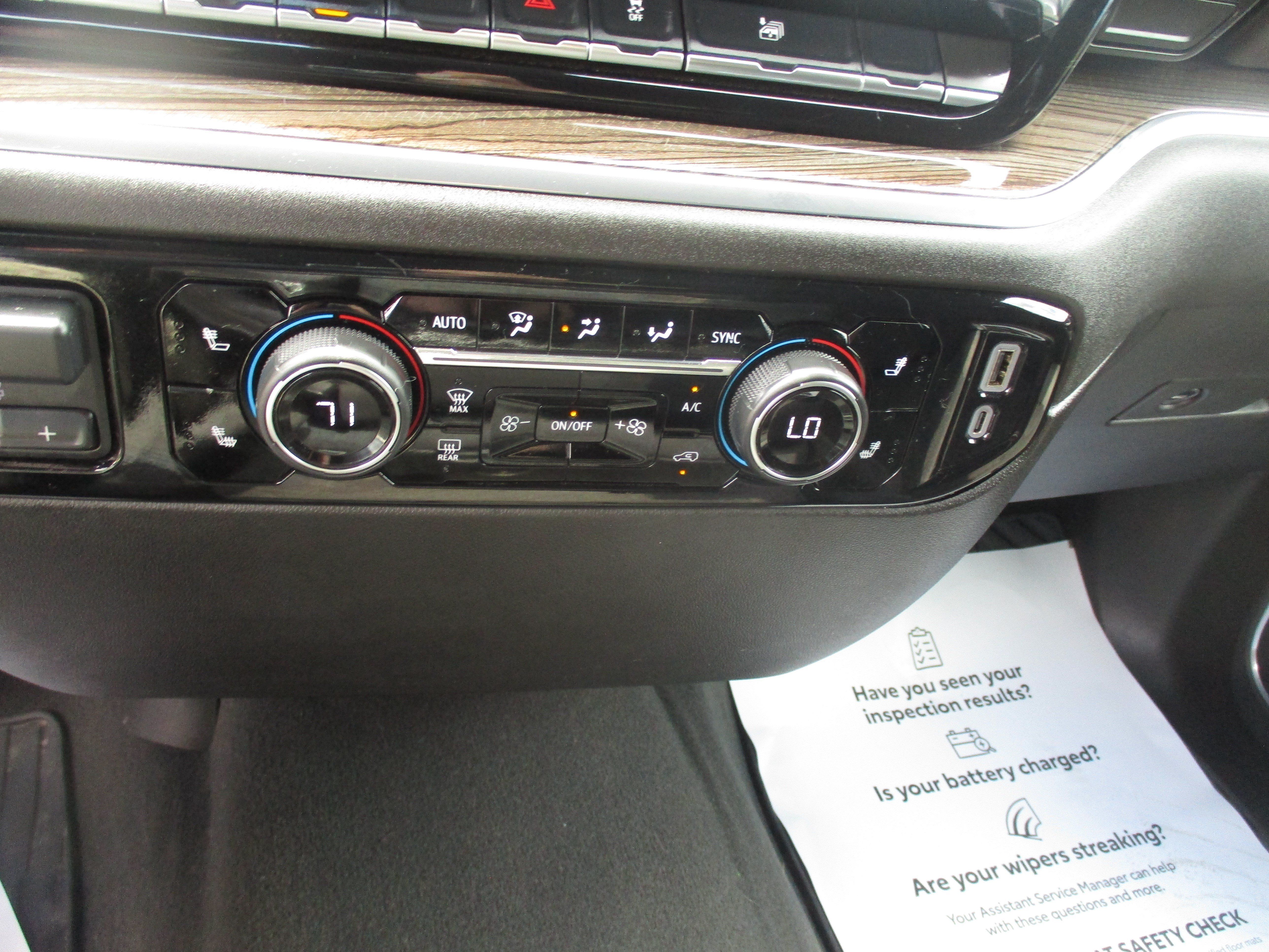 Used 2025 Chevrolet Silverado 1500 LT AWD/4WD image 15