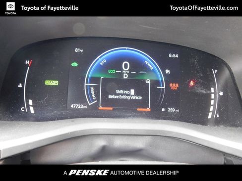 Certified 2025 Toyota Camry SE FWD image 11
