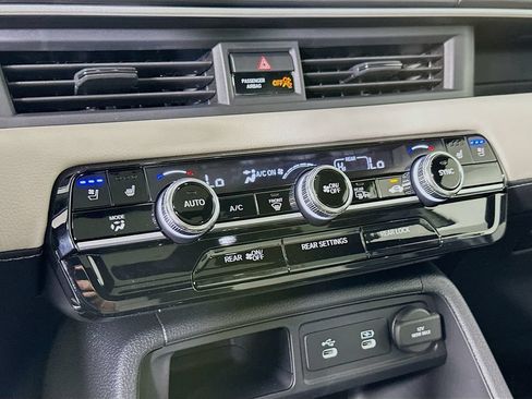 Used 2026 Honda Passport TrailSport Elite image 14