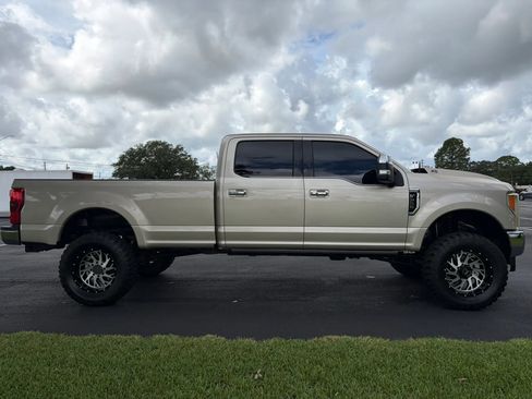 Used 2017 Ford F350 King Ranch w/ King Ranch Ultimate Package AWD/4WD image 8