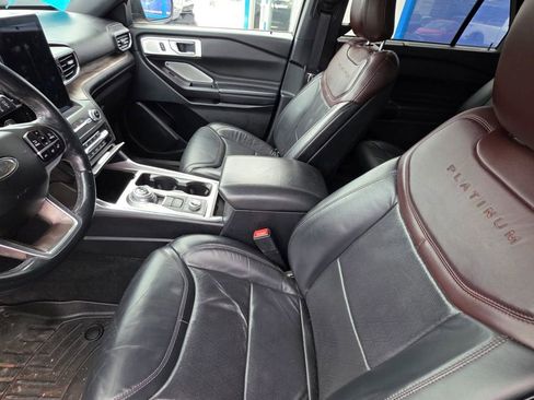 Used 2020 Ford Explorer Platinum w/ Premium Technology Package AWD/4WD image 15