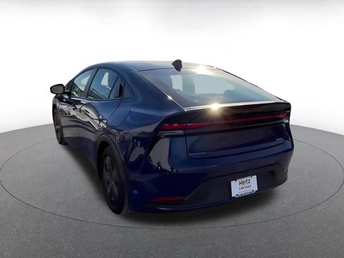 Used 2025 Toyota Prius LE image 8