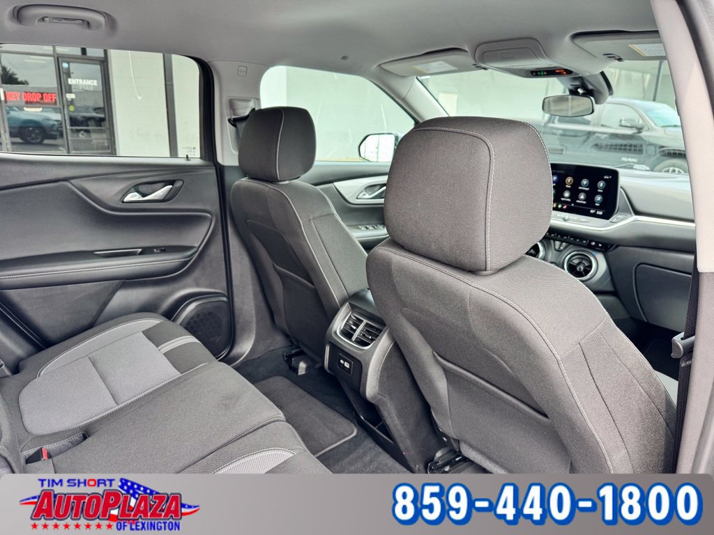 Used 2025 Chevrolet Blazer LT AWD/4WD image 44