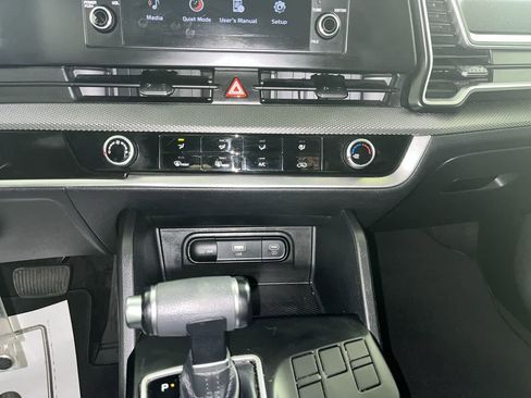 Used 2023 Kia Sportage LX FWD image 20