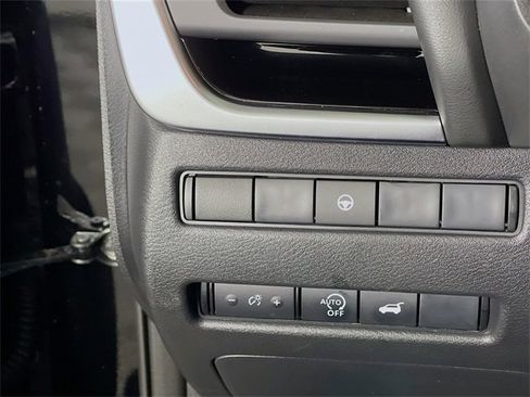 Used 2025 Nissan Rogue Rock Creek image 11