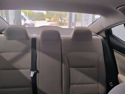 Used 2020 Hyundai Elantra SE w/ Cargo Package (C1) FWD image 33