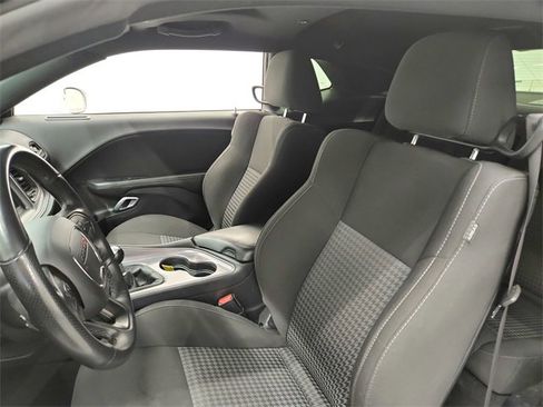 Used 2023 Dodge Challenger R/T w/ Blacktop Package image 18