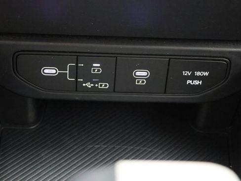 Used 2025 Kia K4 FWD image 23