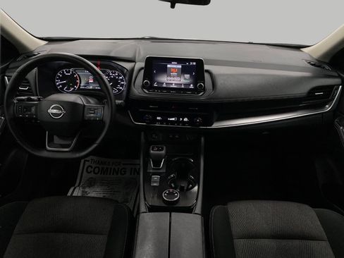 Used 2025 Nissan Rogue SV image 21