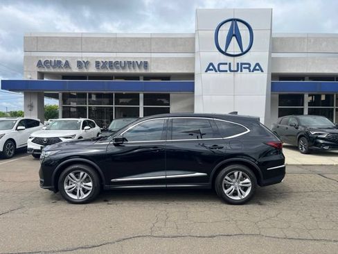 Used 2025 Acura MDX SH-AWD image 1
