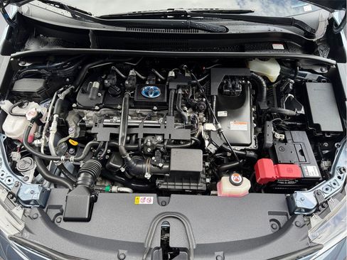 Used 2021 Toyota Corolla LE image 8