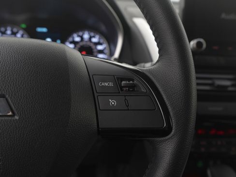 Used 2023 Mitsubishi Eclipse Cross SE image 27