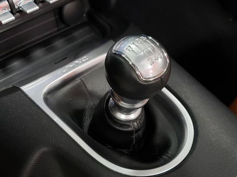 Used 2019 Ford Mustang GT Premium RWD image 24