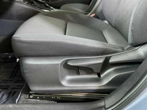 Used 2023 Toyota Corolla LE image 18