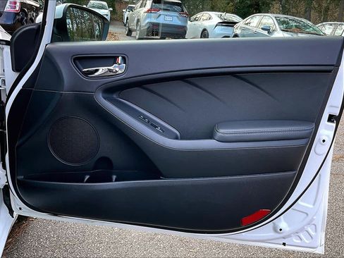 Used 2016 Kia Forte EX w/ EX Premium Package image 22