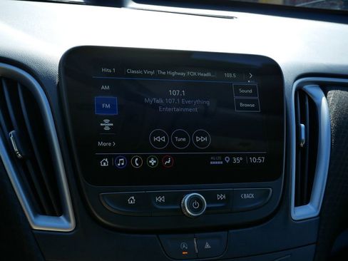 Used 2024 Chevrolet Malibu LT FWD image 22