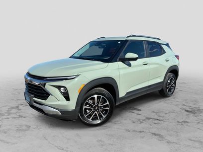 Used 2025 Chevrolet TrailBlazer LT w/ LT Cold Weather Package