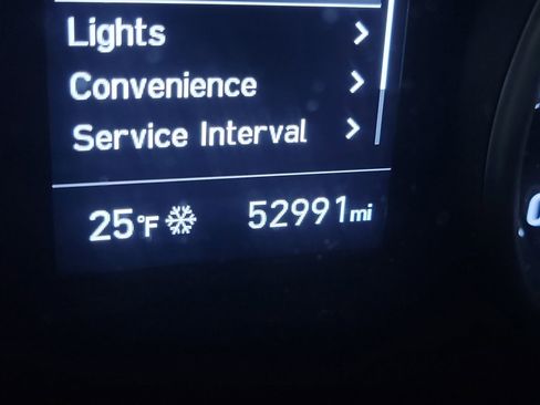 Used 2018 Hyundai Elantra GT image 19